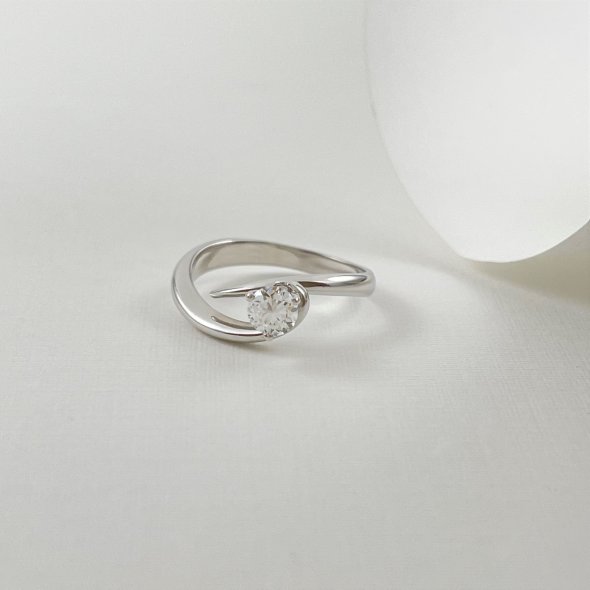 Μονόπετρο δαχτυλίδι σε ιδιαίτερο σχεδιασμό - ΛΕΥΚΟ, ΧΡΥΣΟΣ K14, ΓΥΑΛΙΣΤΕΡΟ, ΖΙΡΓΚΟΝ, WHITE - 1