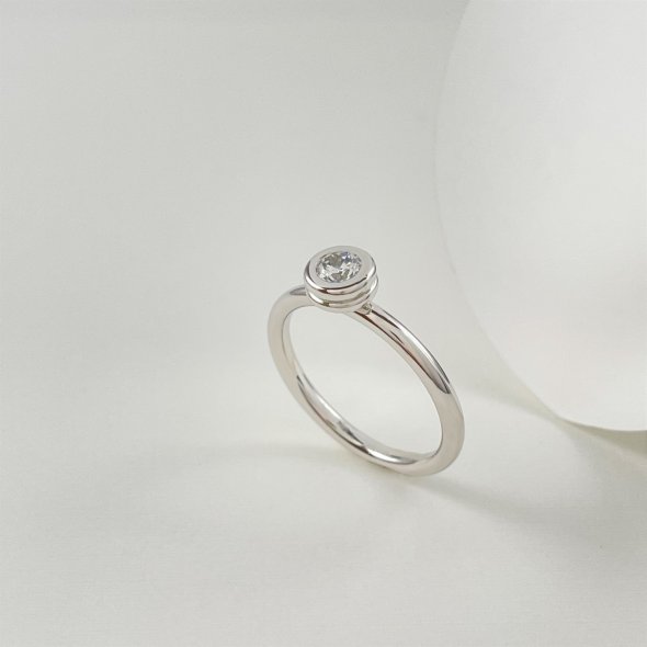 Μονόπετρο δαχτυλίδι με στρόγγυλο καστόνι - ΛΕΥΚΟ, ΑΣΗΜΙ, ΓΥΑΛΙΣΤΕΡΟ, ΖΙΡΓΚΟΝ, WHITE, 56