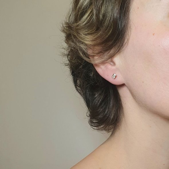 Σκουλαρίκια κολλητά με λευκό Ζιργκον - ΚΙΤΡΙΝΟ, ΑΣΗΜΙ, ΖΙΡΓΚΟΝ, WHITE - 2