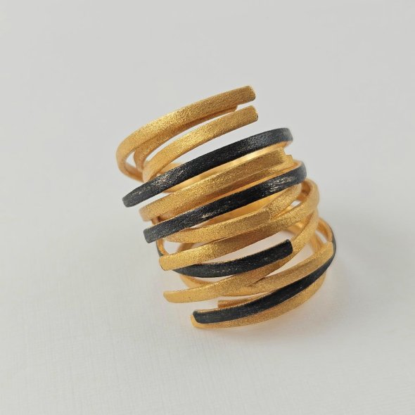Δαχτυλίδι φαρδύ δίχρωμο με πολλαπλές σειρές - ΚΙΤΡΙΝΟ-ΜΑΥΡΟ, ΑΣΗΜΙ