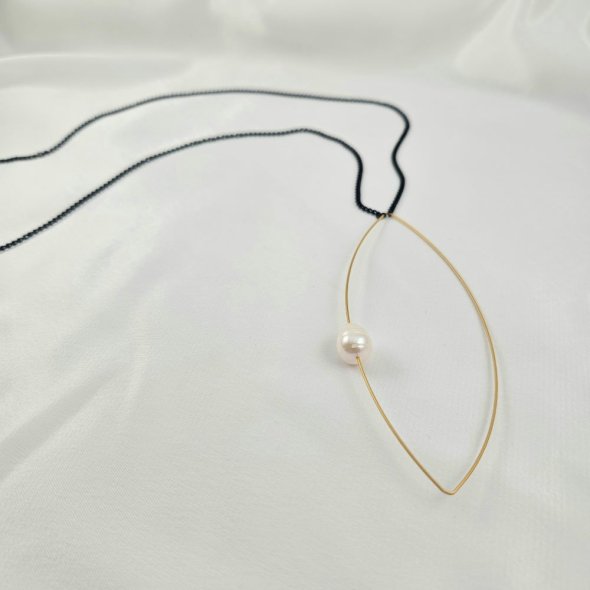 Κολιέ μακρύ με μενταγιόν με Μαργαριτάρι - ΚΙΤΡΙΝΟ-ΜΑΥΡΟ, ΑΣΗΜΙ, ΜΑΡΓΑΡΙΤΑΡΙ, WHITE - 1