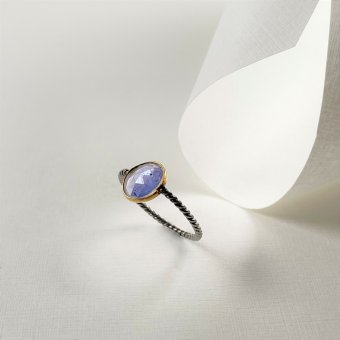 Δαχτυλίδι λεπτό με μπλε τανζανίτη - ΚΙΤΡΙΝΟ-ΜΑΥΡΟ, ΑΣΗΜΙ, ΓΥΑΛΙΣΤΕΡΟ, LIGHT BLUE, 52